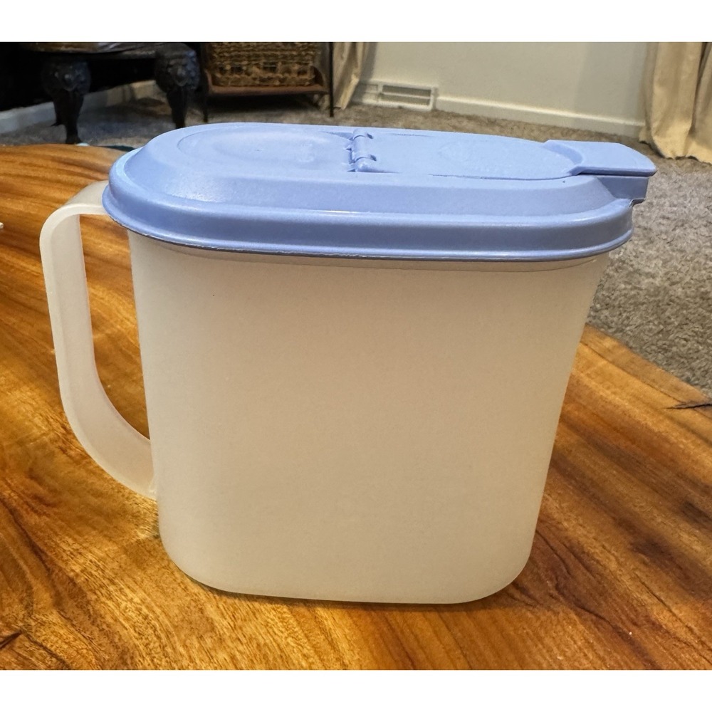 Vintage Tupperware Slimline Pitcher Sheer 1 QT With Country Blue Lid, 1990's
